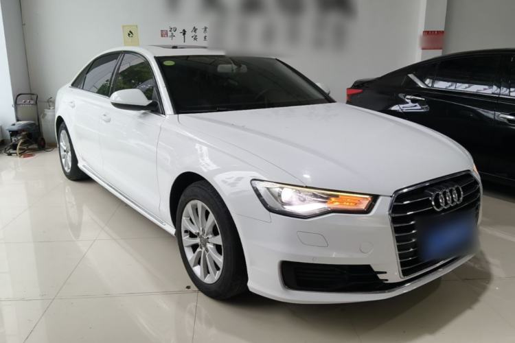 Used Audi A6L 2017 TFSI Technology Edition Front Right 45 Deg