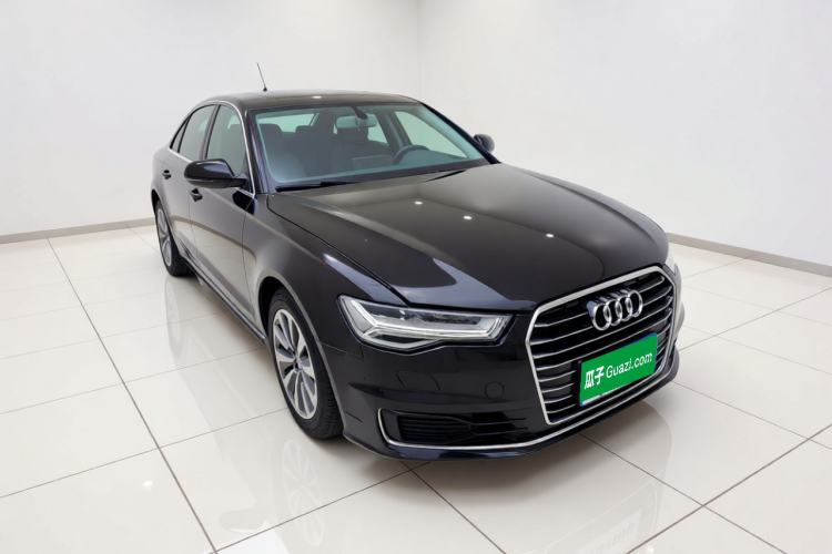 Used Audi A6L 2017 30 FSI Comfort Model Front Right 45 Deg