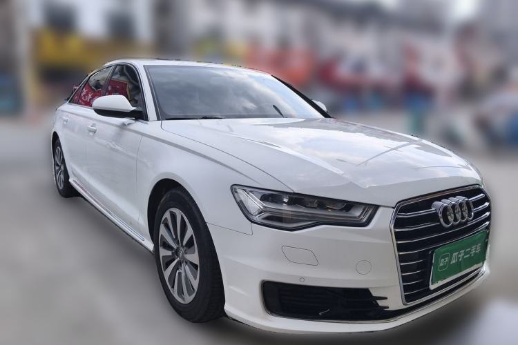 Used Audi A6L 2017 30 FSI Comfort Model Front Right 45 Deg