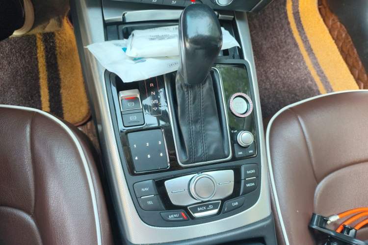 Used Audi A6L 2017 TFSI Technology Edition Gear Lever