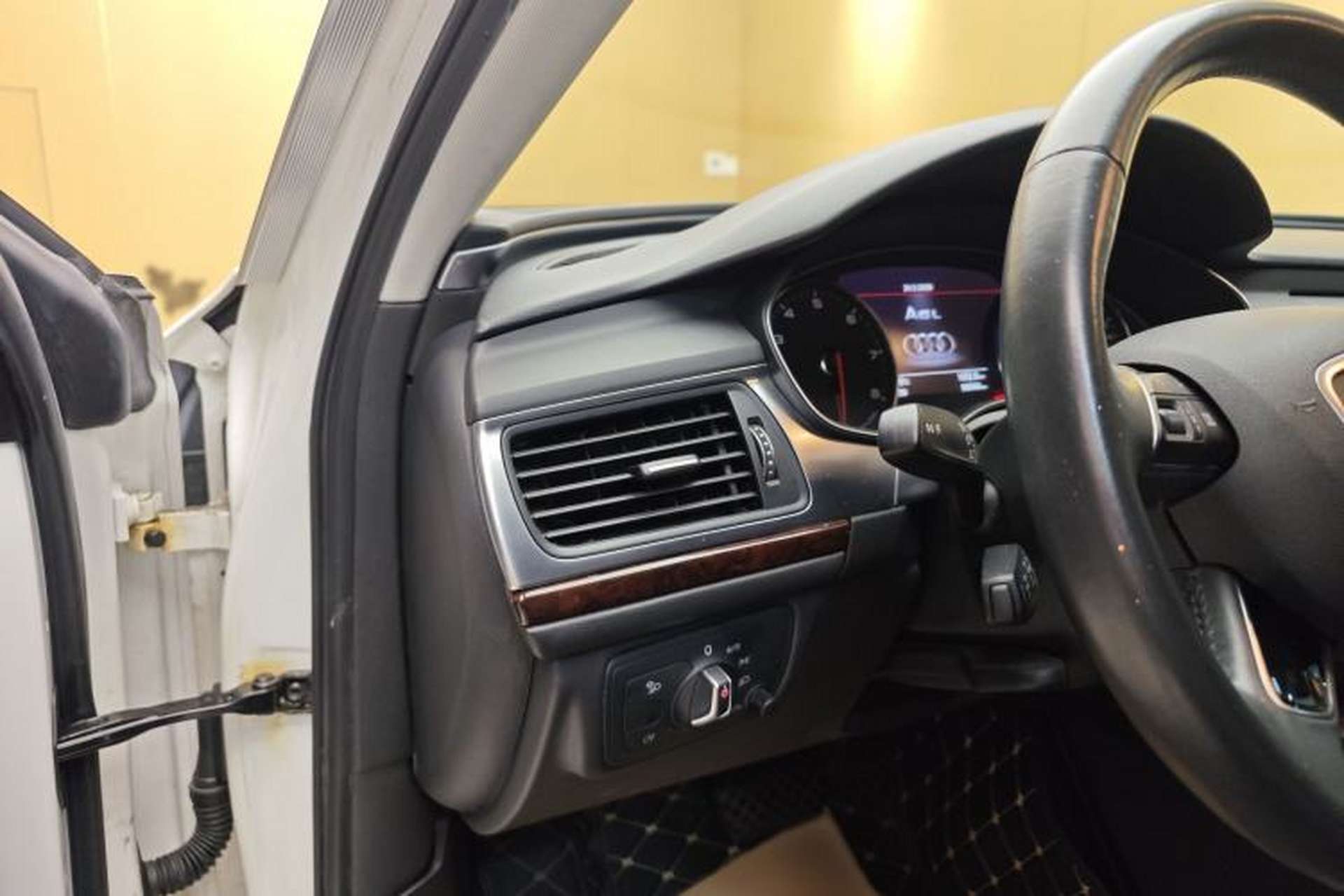 Used Audi A6L 2017 TFSI Technology Edition Interior 11