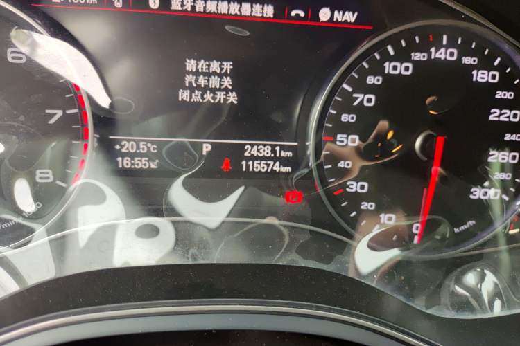 Used Audi A6L 2017 30 FSI Technology Model Odometer Close Up