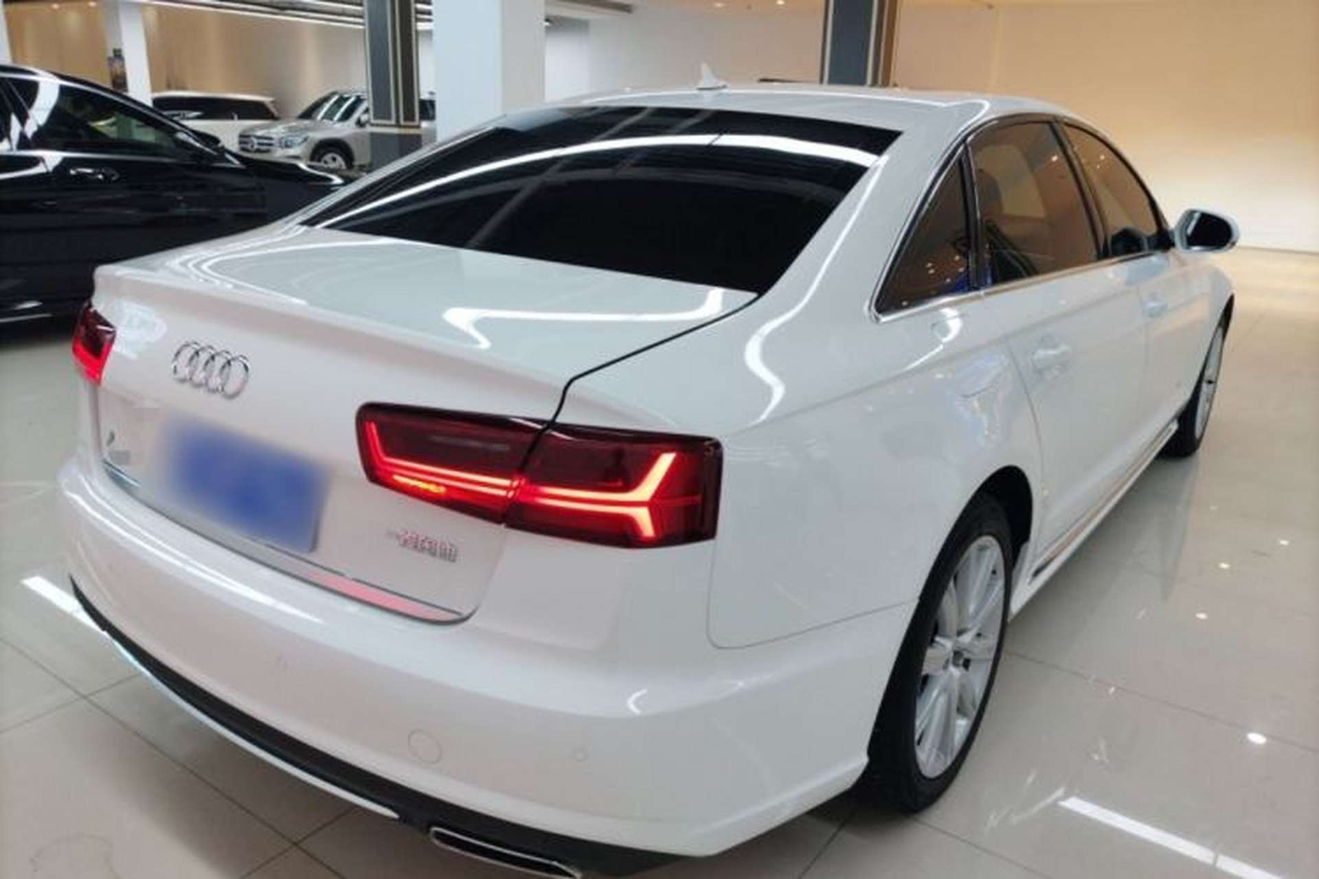 Used Audi A6L 2017 TFSI Technology Edition Rear Right 45 Deg