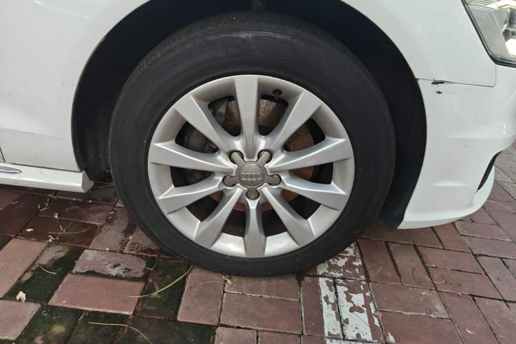 Used Audi A6L 2017 TFSI Technology Edition Right Front Wheel Hub