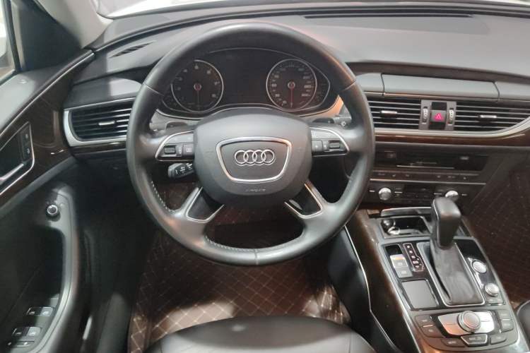 Used Audi A6L 2017 TFSI Comfort Model Steering Wheel