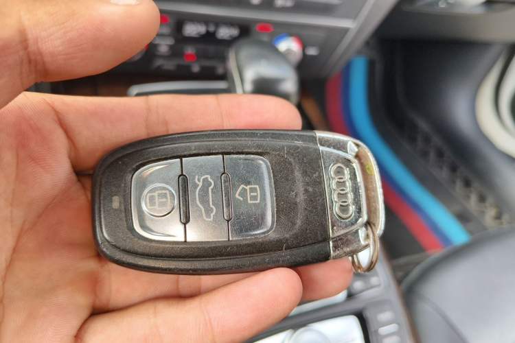 Used Audi A6L 2017 30 FSI Comfort Model Vehicle Key