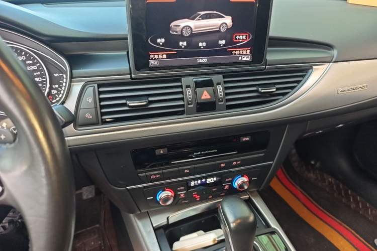 Used Audi A6L 2018 30th Anniversary Edition 45 TFSI quattro Sport model Audio And AC Panel