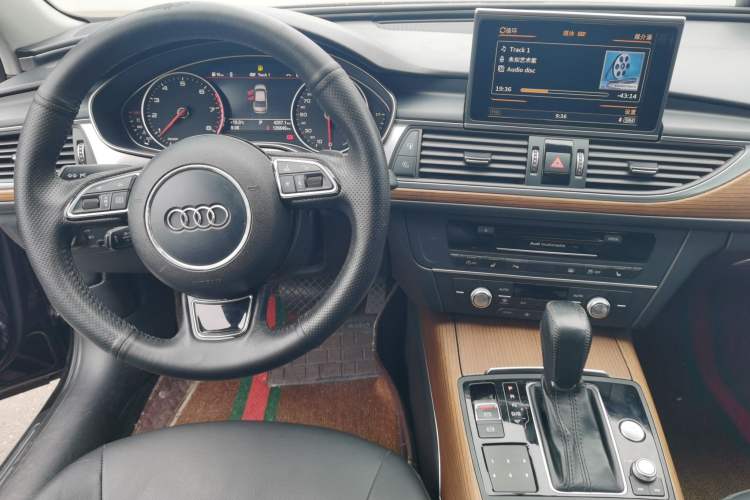 Used Audi A6L 2018 30th Anniversary Edition 30 FSI Style Model Audio And AC Panel