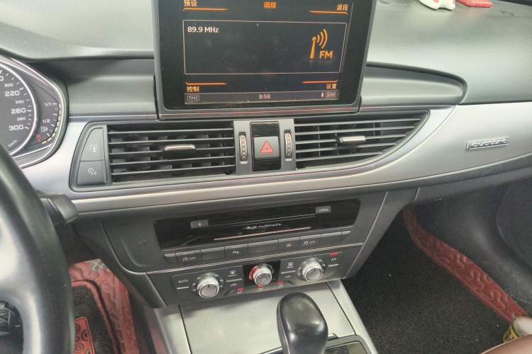 Used Audi A6L 2018 30th Anniversary Edition 35 TFSI Fashion Model Audio And AC Panel