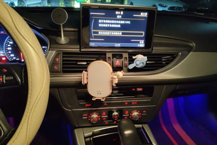 Used Audi A6L 2018 30th Anniversary Edition 35 TFSI Fashion Model Audio And AC Panel