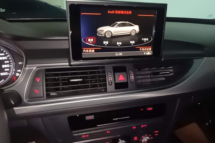 Used Audi A6L 2018 30th Anniversary Edition 35 TFSI Fashion Model Audio And AC Panel
