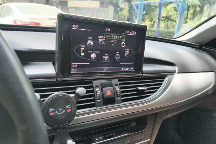 Used Audi A6L 2018 30th Anniversary Edition TFSI Trendy Model Audio And AC Panel