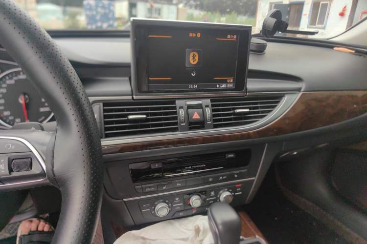 Used Audi A6L 2018 35 TFSI Collector's Edition Audio And AC Panel