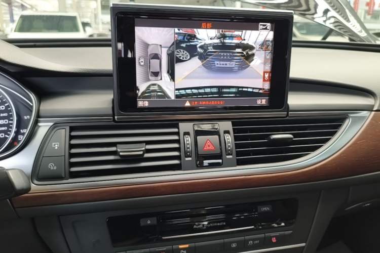 Used Audi A6L 2018 30th Anniversary Edition 35 TFSI Sport Edition Audio And AC Panel