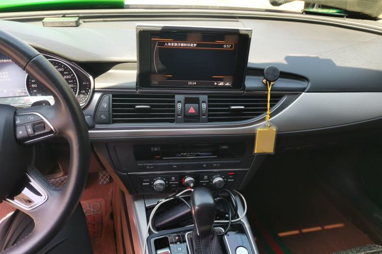 Used Audi A6L 2018 30th Anniversary Edition 35 TFSI Fashion Model Audio And AC Panel