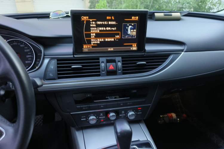 Used Audi A6L 2018 35 TFSI Collector's Edition Audio And AC Panel