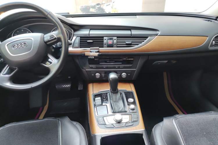 Used Audi A6L 2018 30th Anniversary Edition 30 FSI Style Model Audio And AC Panel