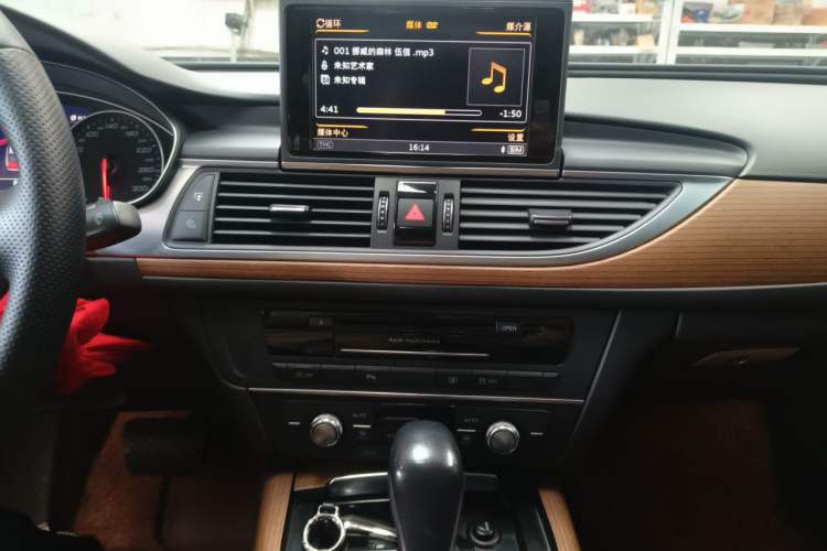 Used Audi A6L 2018 30th Anniversary Edition 30 FSI Style Model Audio And AC Panel