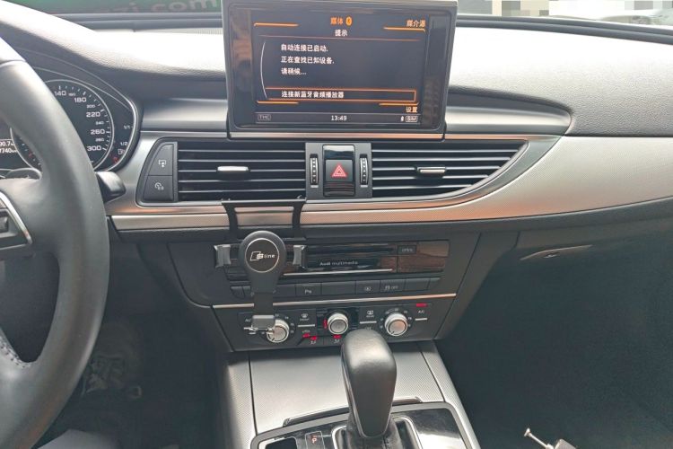 Used Audi A6L 2018 30th Anniversary Edition 35 TFSI Fashion Model Audio And AC Panel