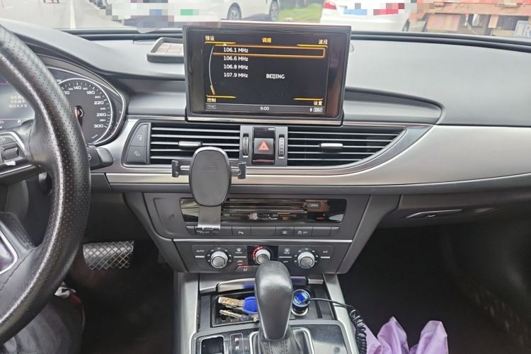 Used Audi A6L 2018 30th Anniversary Edition 35 TFSI Fashion Model Audio And AC Panel