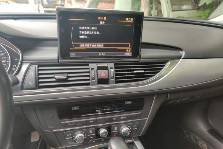 Used Audi A6L 2018 30th Anniversary Edition 35 TFSI Fashion Model Audio And AC Panel