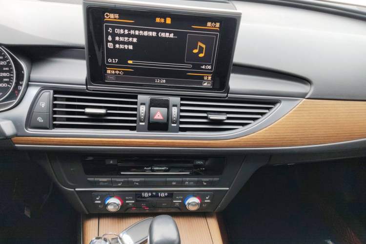 Used Audi A6L 2018 30 FSI Collector's Edition Audio And AC Panel