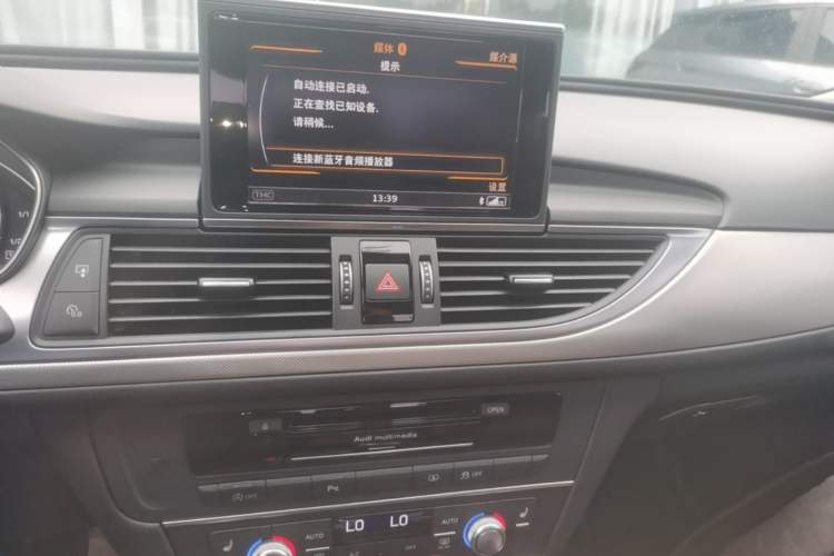 Used Audi A6L 2018 30th Anniversary Edition 35 TFSI Fashion Model Audio And AC Panel
