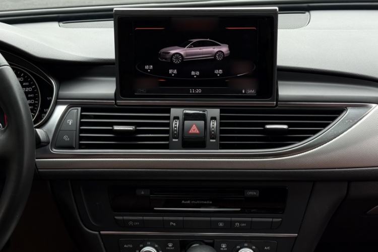 Used Audi A6L 2018 30th Anniversary Edition 35 TFSI Fashion Model Audio And AC Panel