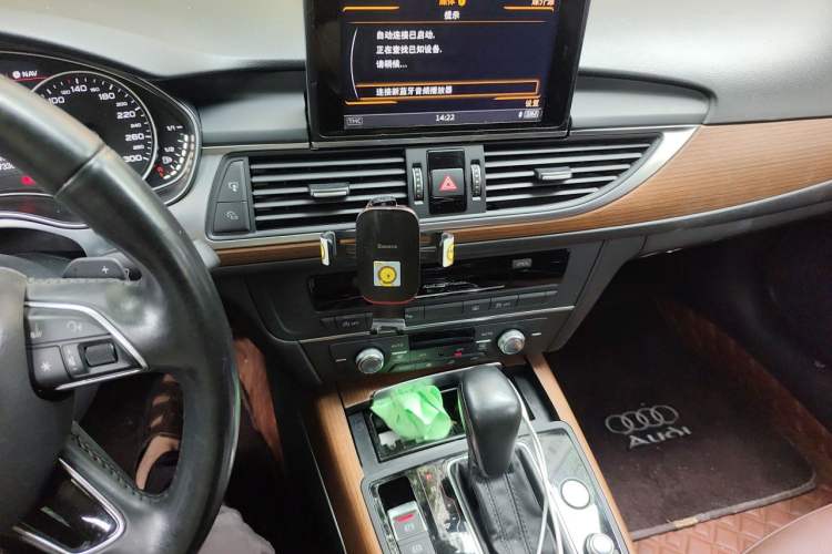 Used Audi A6L 2018 30 FSI Collector's Edition Audio And AC Panel