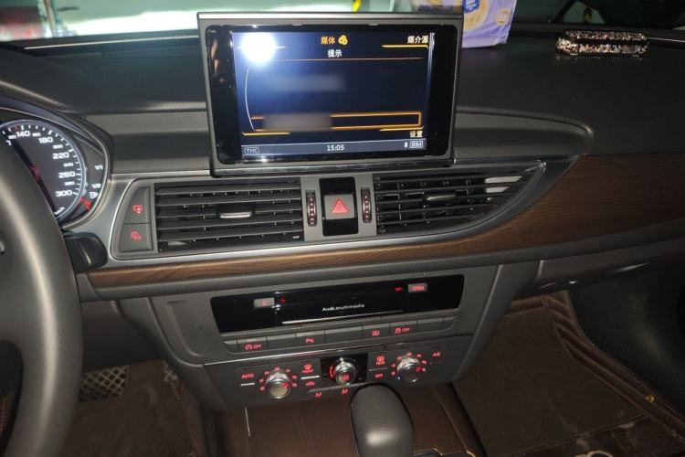 Used Audi A6L 2018 30th Anniversary Edition 35 TFSI Fashion Model Audio And AC Panel