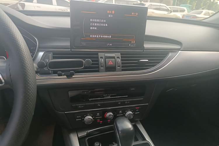 Used Audi A6L 2018 35 TFSI Collector's Edition Audio And AC Panel