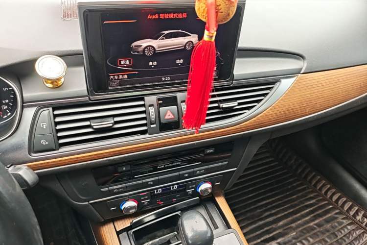 Used Audi A6L 2018 30th Anniversary Edition 30 FSI Style Model Audio And AC Panel