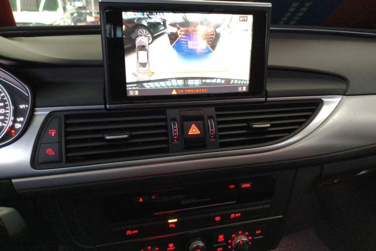 Used Audi A6L 2018 30th Anniversary Edition TFSI Trendy Model Audio And AC Panel