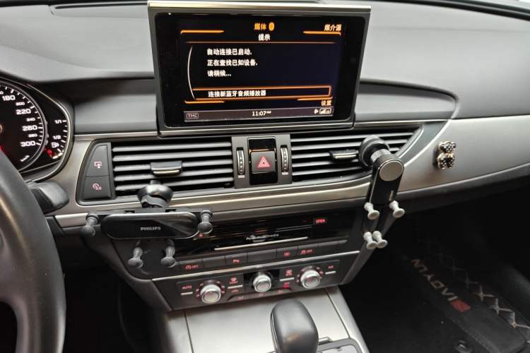 Used Audi A6L 2018 30th Anniversary Edition 35 TFSI Fashion Model Audio And AC Panel