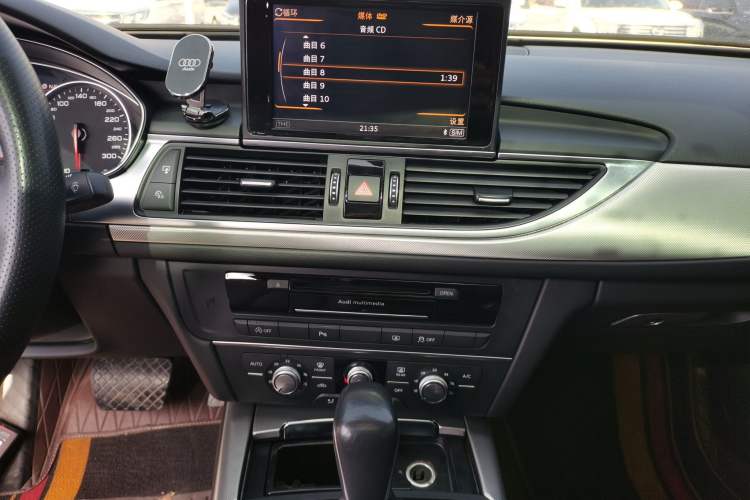 Used Audi A6L 2018 TFSI Collector's Edition Audio And AC Panel