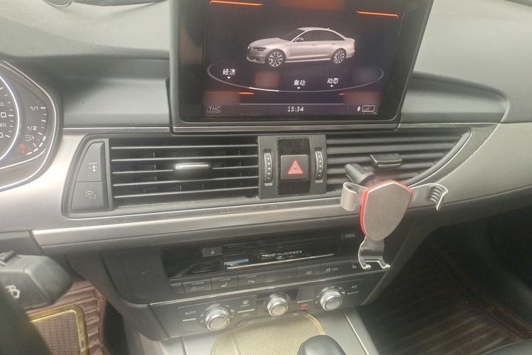 Used Audi A6L 2018 30th Anniversary Edition 35 TFSI Fashion Model Audio And AC Panel