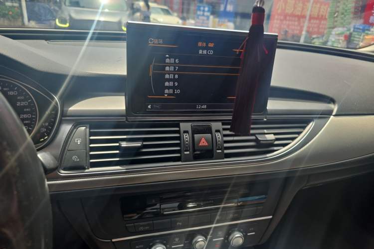 Used Audi A6L 2018 30th Anniversary Edition TFSI Trendy Model Audio And AC Panel
