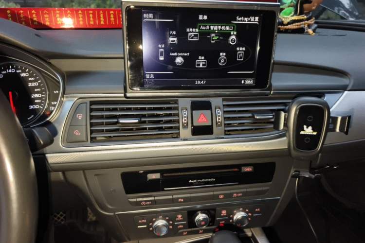 Used Audi A6L 2018 30th Anniversary Edition 35 TFSI Fashion Model Audio And AC Panel