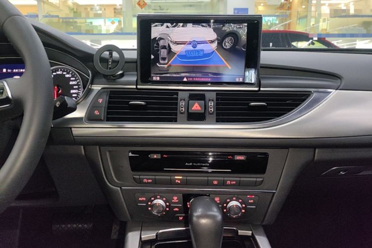 Used Audi A6L 2018 30th Anniversary Edition 35 TFSI Fashion Model Audio And AC Panel