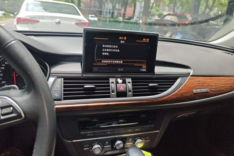 Used Audi A6L 2018 30th Anniversary Edition 35 TFSI Fashion Model Audio And AC Panel