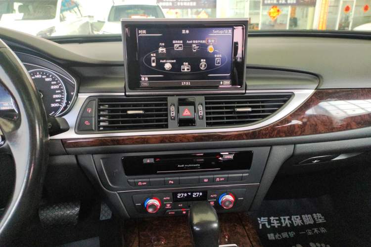 Used Audi A6L 2018 30th Anniversary Edition 35 TFSI Fashion Model Audio And AC Panel
