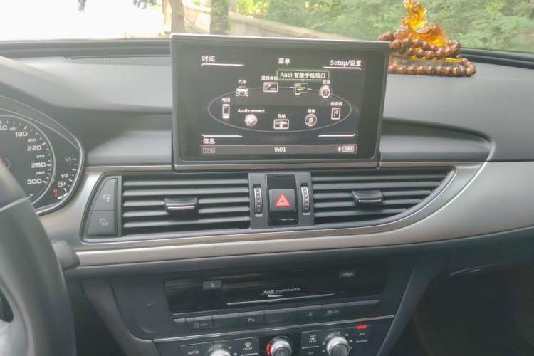 Used Audi A6L 2018 30th Anniversary Edition 35 TFSI Fashion Model Audio And AC Panel