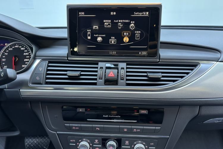 Used Audi A6L 2018 30th Anniversary Edition TFSI Trendy Model Audio And AC Panel
