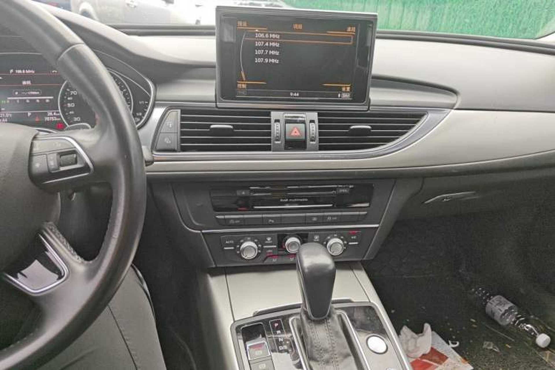 Used Audi A6L 2018 30th Anniversary Edition TFSI Trendy Model Audio And AC Panel