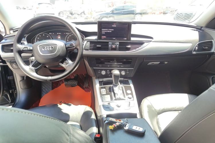 Used Audi A6L 2018 30th Anniversary Edition TFSI Trendy Model Center Console