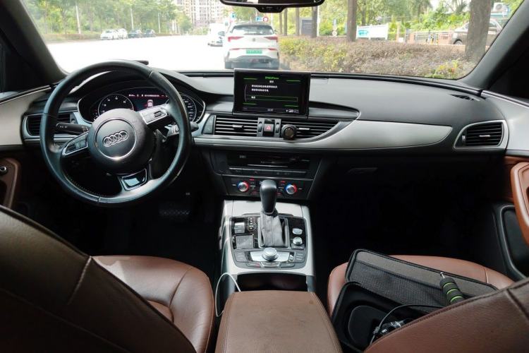 Used Audi A6L 2018 30th Anniversary Edition 35 TFSI Sport Edition Center Console