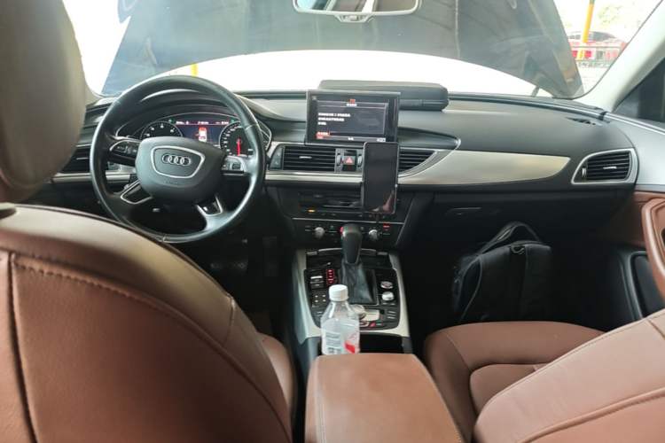Used Audi A6L 2018 35 TFSI Collector's Edition Center Console
