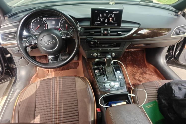 Used Audi A6L 2018 30th Anniversary Edition 35 TFSI Sport Edition Center Console