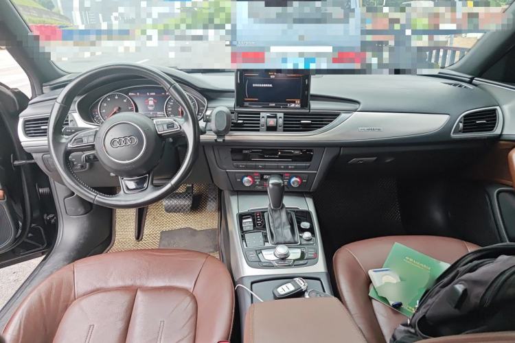 Used Audi A6L 2018 30th Anniversary Edition 45 TFSI quattro Sport model Center Console