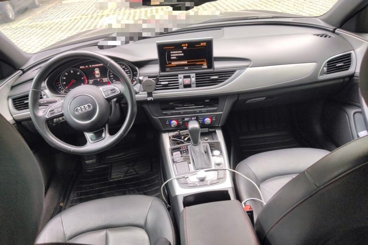 Used Audi A6L 2018 30th Anniversary Edition 35 TFSI Fashion Model Center Console